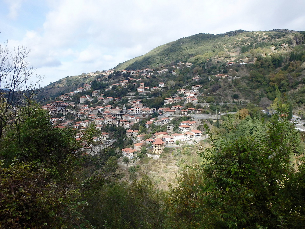 The valley view of Langádhia on Peloponnese Hwy 74.