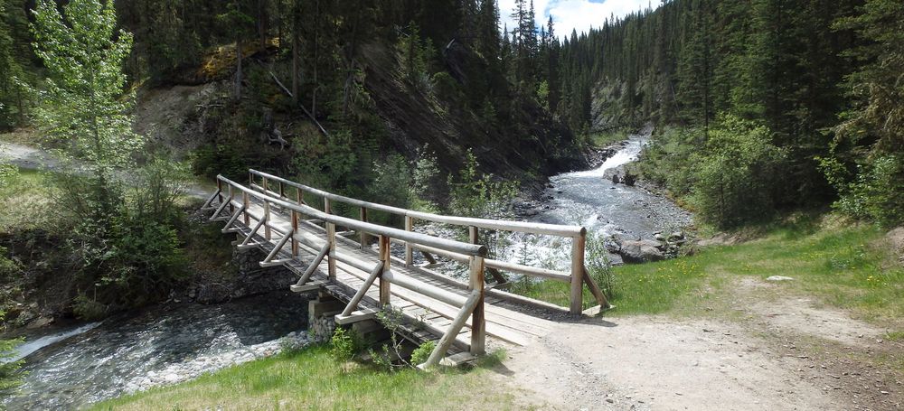 GDMBR: Spray River Crossing.