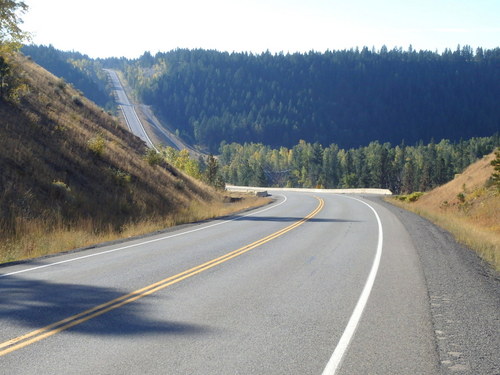 GDMBR: We're looking down, the level spot (the bridge) is behind the trees.