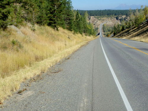GDMBR: A back-view (north) after our long climb out.