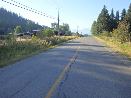 GDMBR: Passing by some of the Cokato Residences.