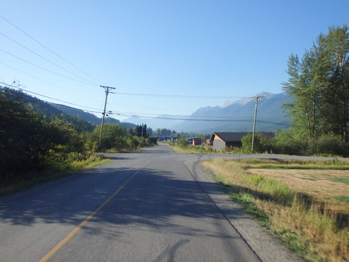 GDMBR: Passing by some of the Cokato Residences.