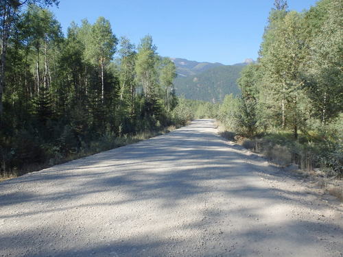 GDMBR: Heading West on the Lodgepole River Road.