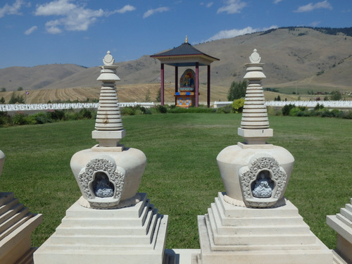 One-Thousand Buddhas.
