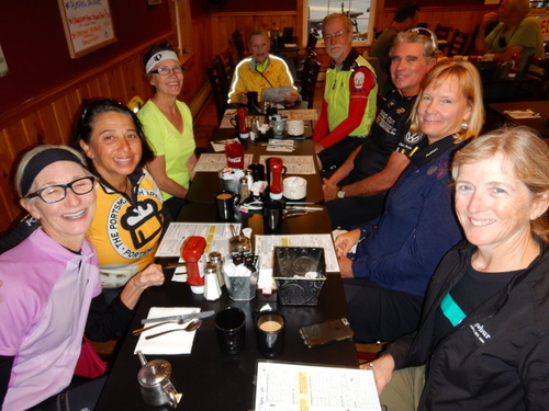 The usual suspects (L-R): Vickie, Pam, Terry, Lil Karen, 
        Gary, Steve, Karen, Judy.