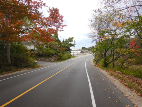 Approaching the sea coast of the Kennebunkport area.