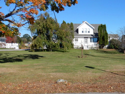 Riding East Toward the Piscataqua River banks.