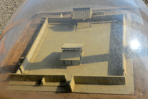 A model of Chan Chan.